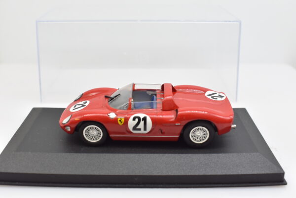 Modellino auto scala 1:43 Ferrari 250P IXO diecast modellismo da collezione - immagine 2