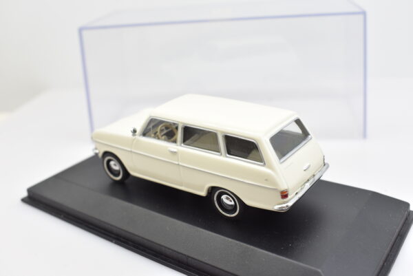 Modellino auto scala 1:43 Opel Kadett Minichamps diecast modellismo da collezione - immagine 4