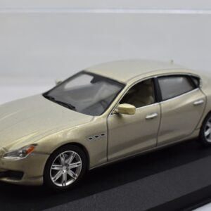 Modellino auto scala 1:43 Maserati Quattroporte GTS diecast modellismo da collezione