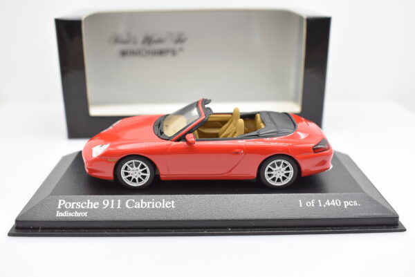 Modellino auto scala 1:43 Porsche 911 Cabriolet Minichamps diecast modellismo da collezione - immagine 3