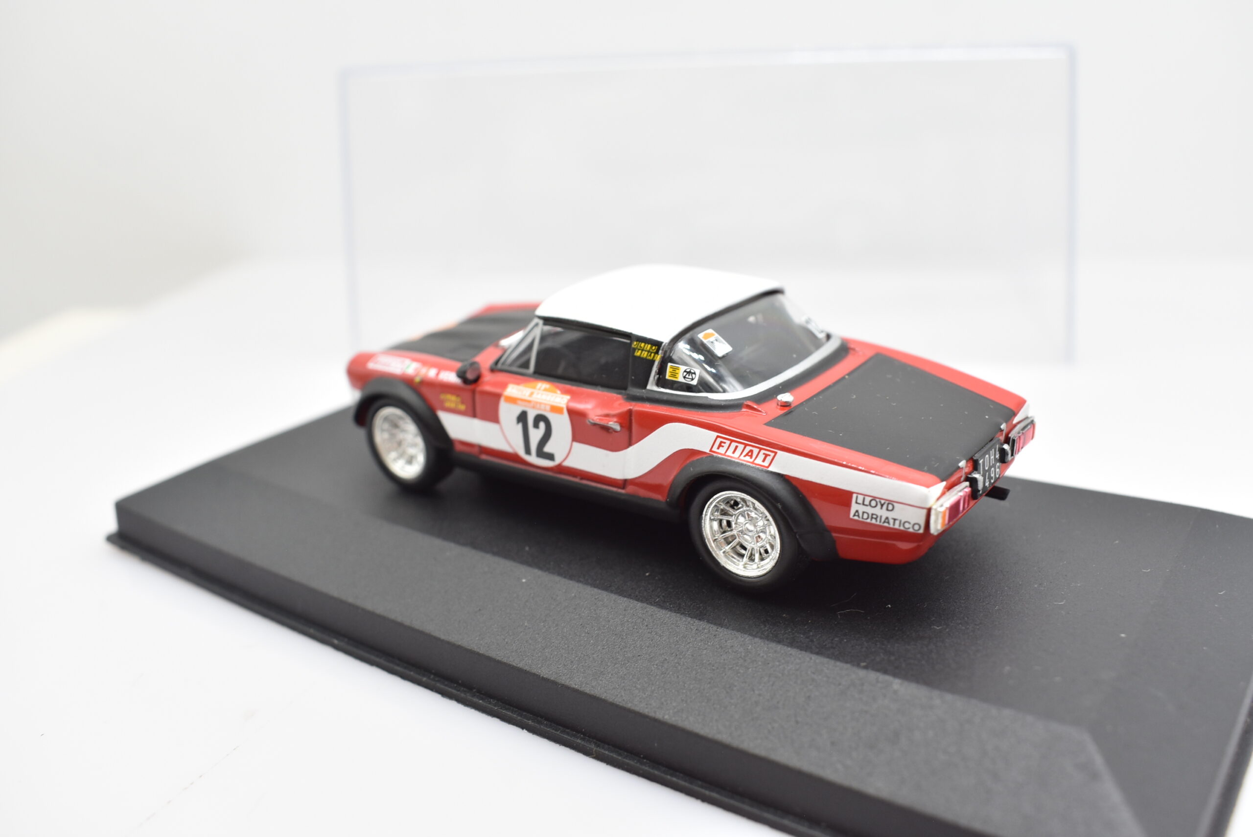 Modellino auto scala 1:43 Fiat 124 rally IXO diecast modellismo da collezione - immagine 3