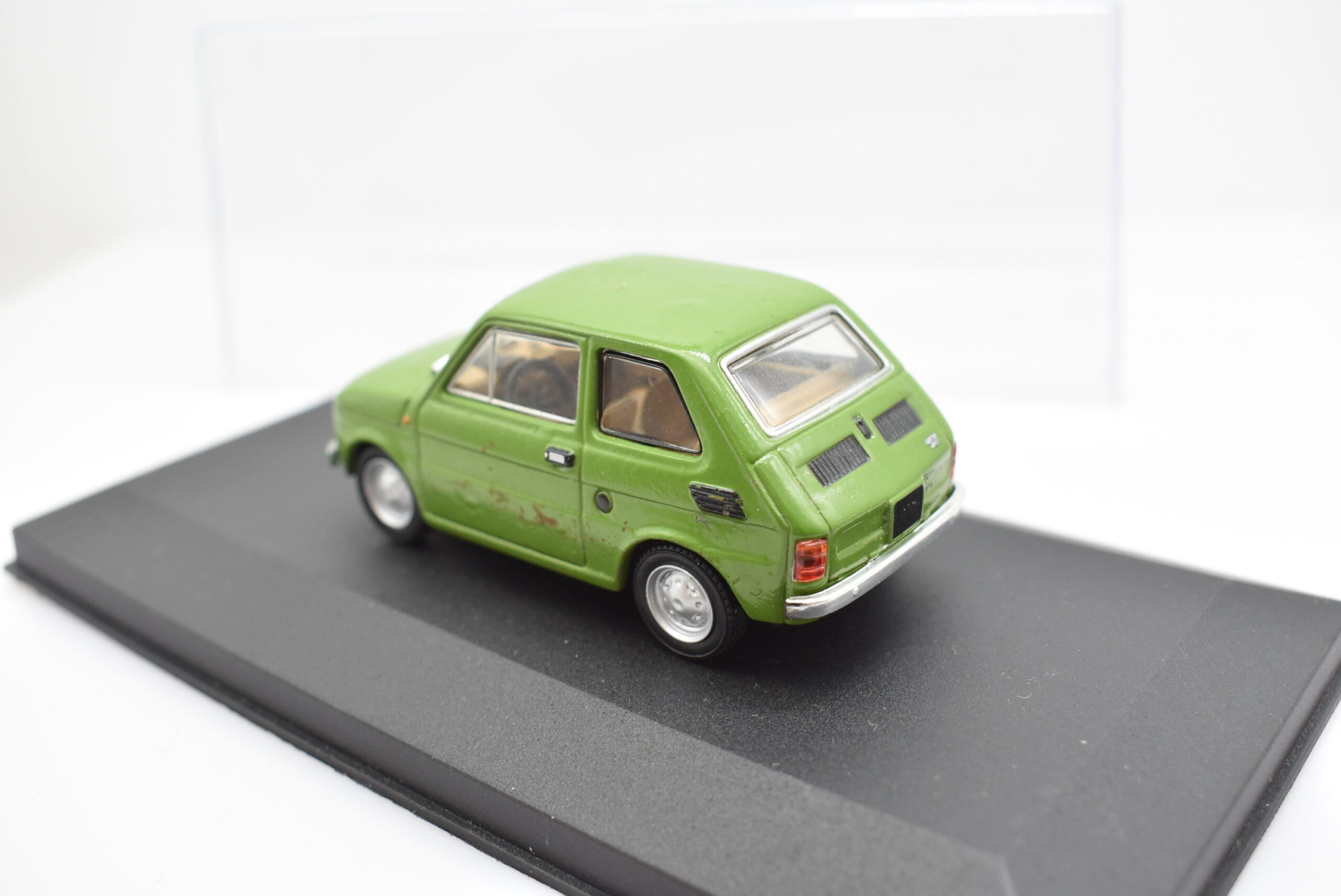 Modellino auto scala 1:43 Fiat 126 Starline diecast modellismo da collezione - immagine 4