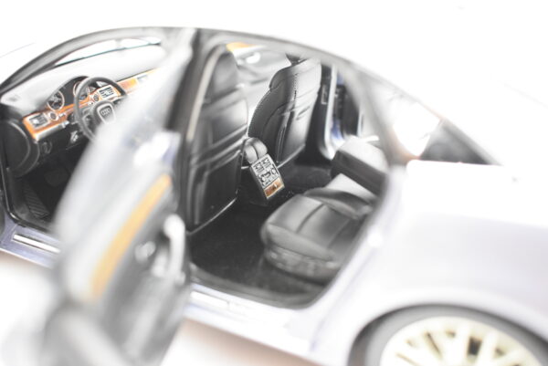 Modellino auto scala 1:18 Audi A8 4.2 TDI Kyosho diecast modellismo da collezione - immagine 6