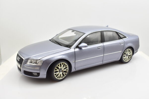 Modellino auto scala 1:18 Audi A8 4.2 TDI Kyosho diecast modellismo da collezione - immagine 10