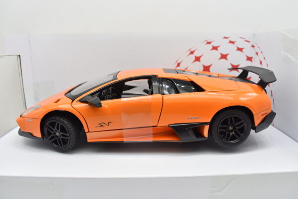 Modellino auto scala 1:24 Lamborghini Murcielago LP 670 4 SV diecast modellismo da collezione - immagine 2