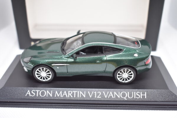 Modellino auto scala 1:43 Aston Martin V12 Vanquish Norev diecast modellismo da collezione - immagine 3