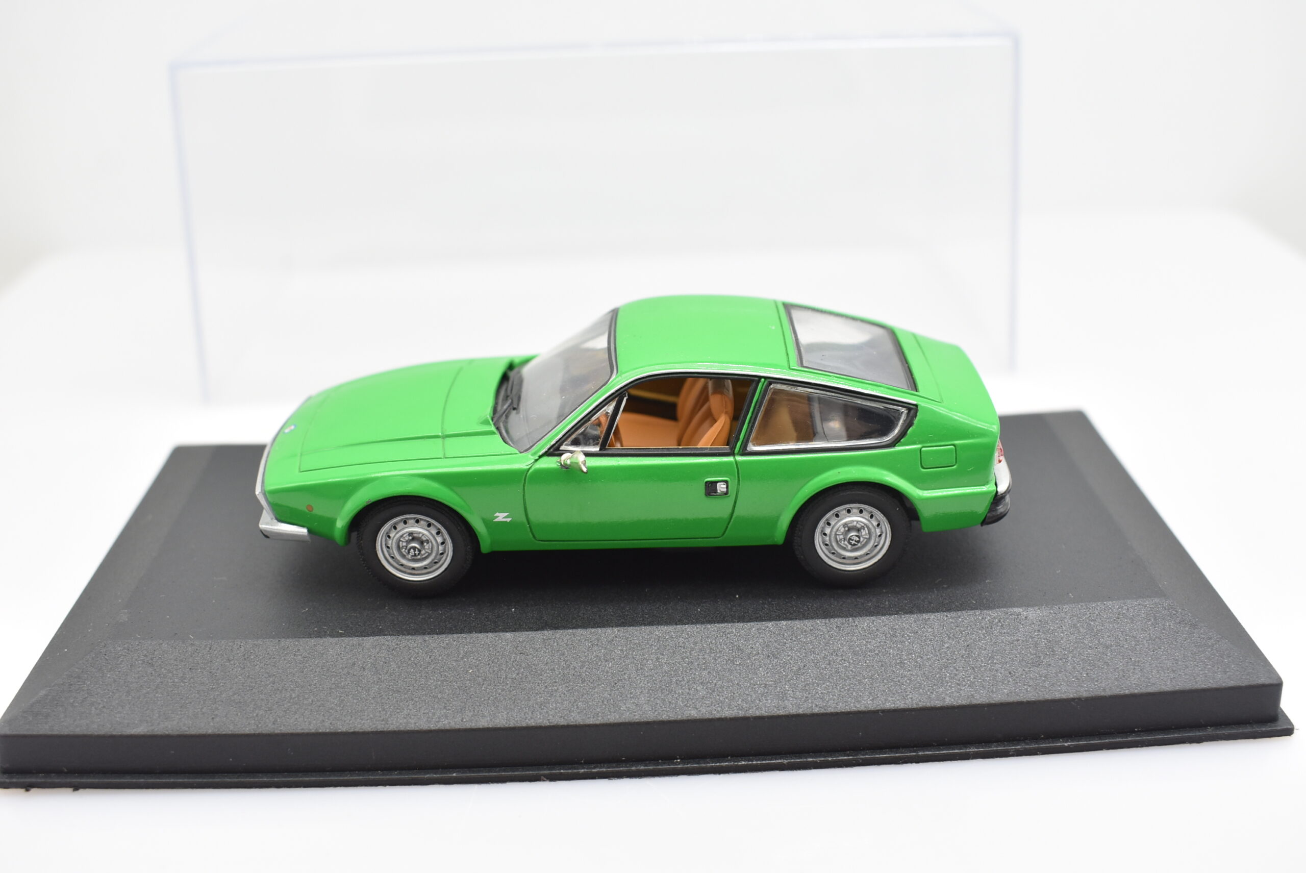 Modellino auto scala 1:43 Alfa Romeo 1600 Junior Zagato diecast modellismo da collezione - immagine 2