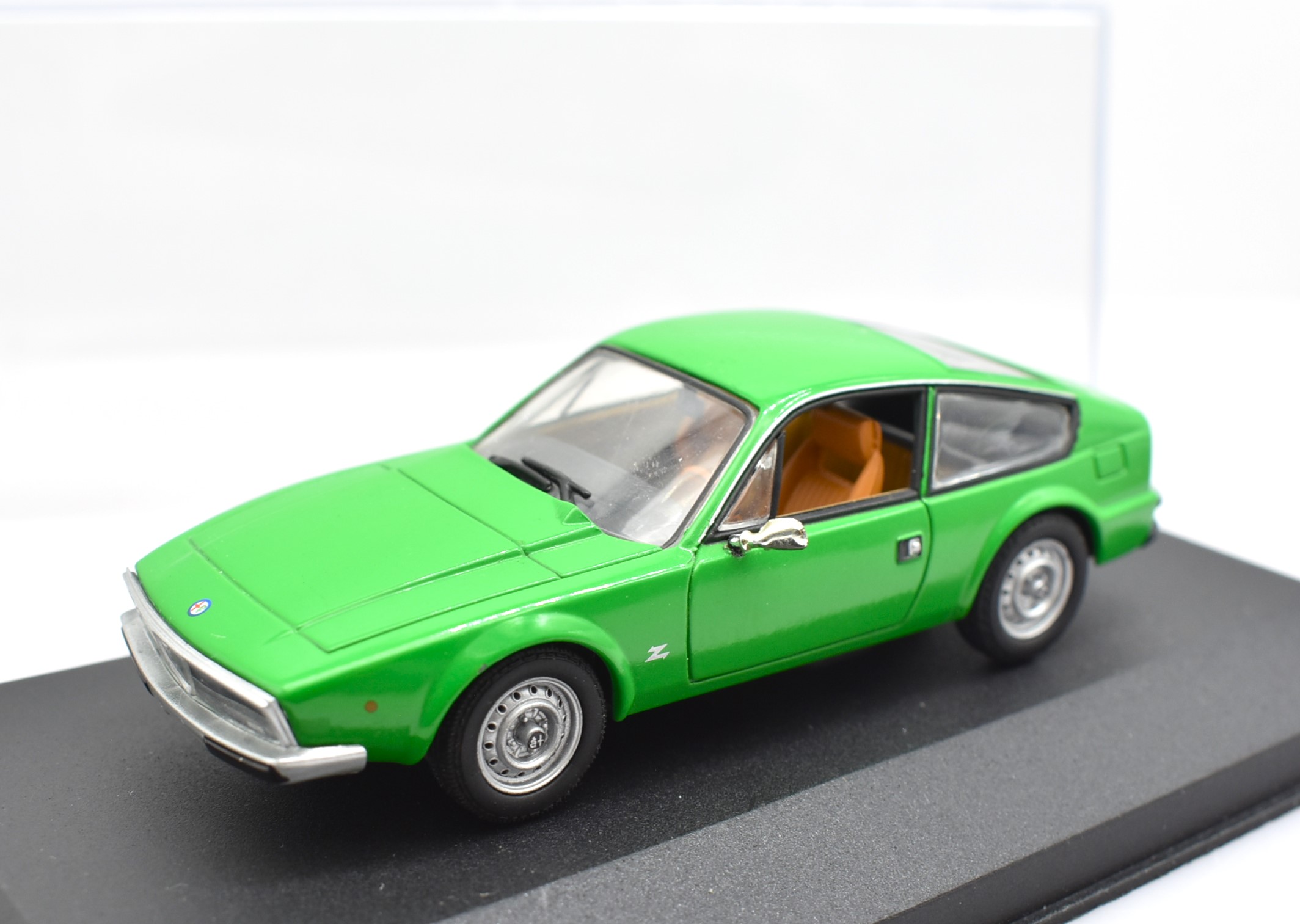 Modellino auto scala 1:43 Alfa Romeo 1600 Junior Zagato diecast modellismo da collezione