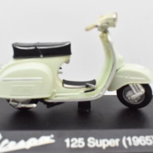 Modellini vespa 125 Super scala 1:18 modellismo da collezione