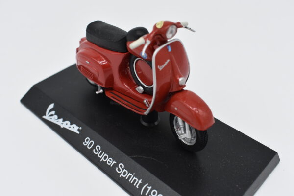 Modellini vespa 90 super sprint scala 1:18 modellismo da collezione - immagine 3