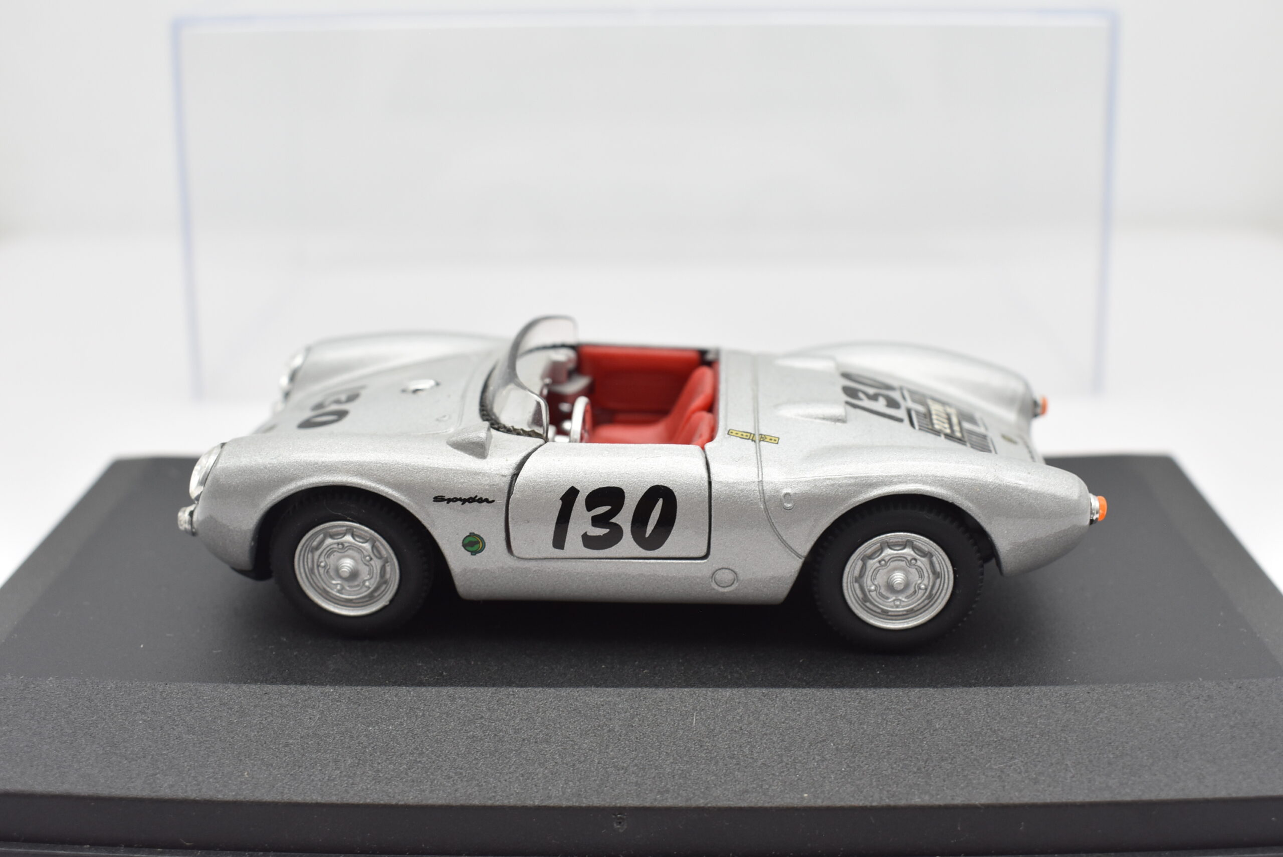 Modellino auto scala 1:43 Porsche 550A Spyder diecast modellismo da collezione - immagine 5