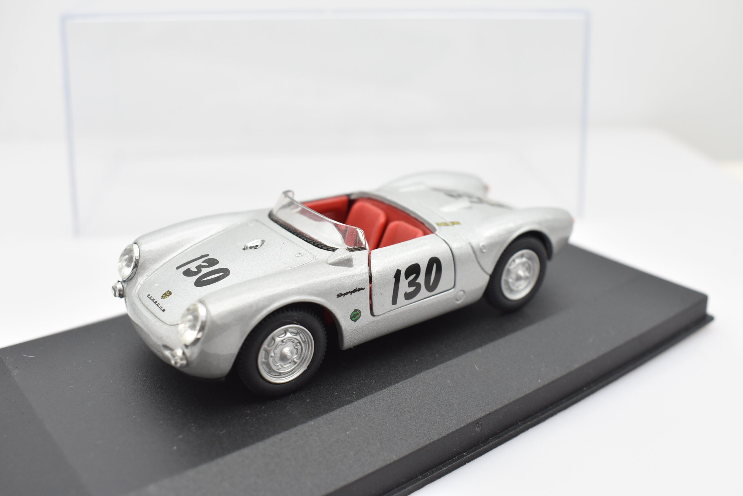 Modellino auto scala 1:43 Porsche 550A Spyder diecast modellismo da collezione - immagine 6