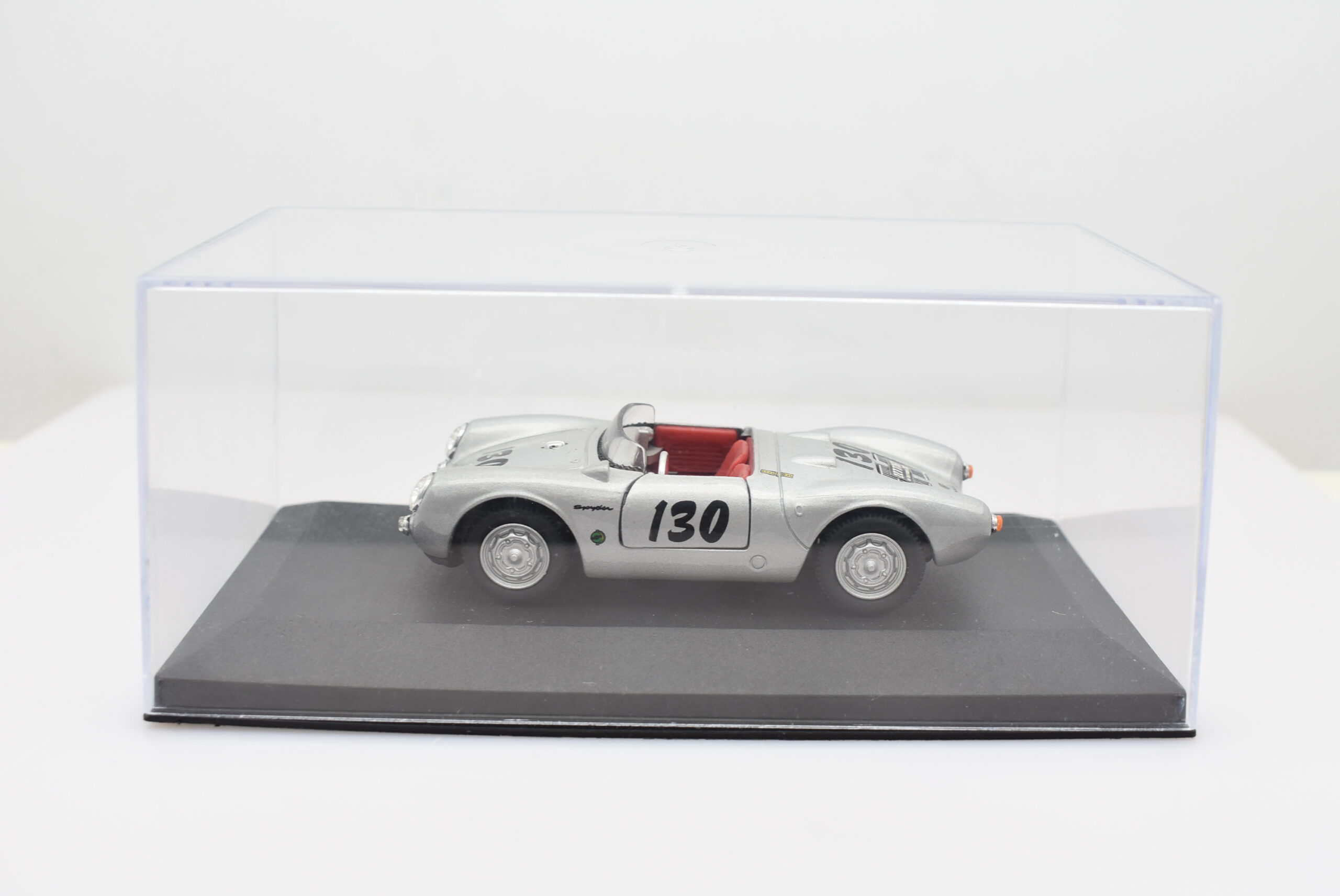 Modellino auto scala 1:43 Porsche 550A Spyder diecast modellismo da collezione - immagine 9