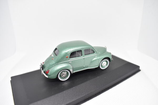 Modellino auto scala 1:43 Renault 4 cv diecast modellismo da collezione - immagine 5