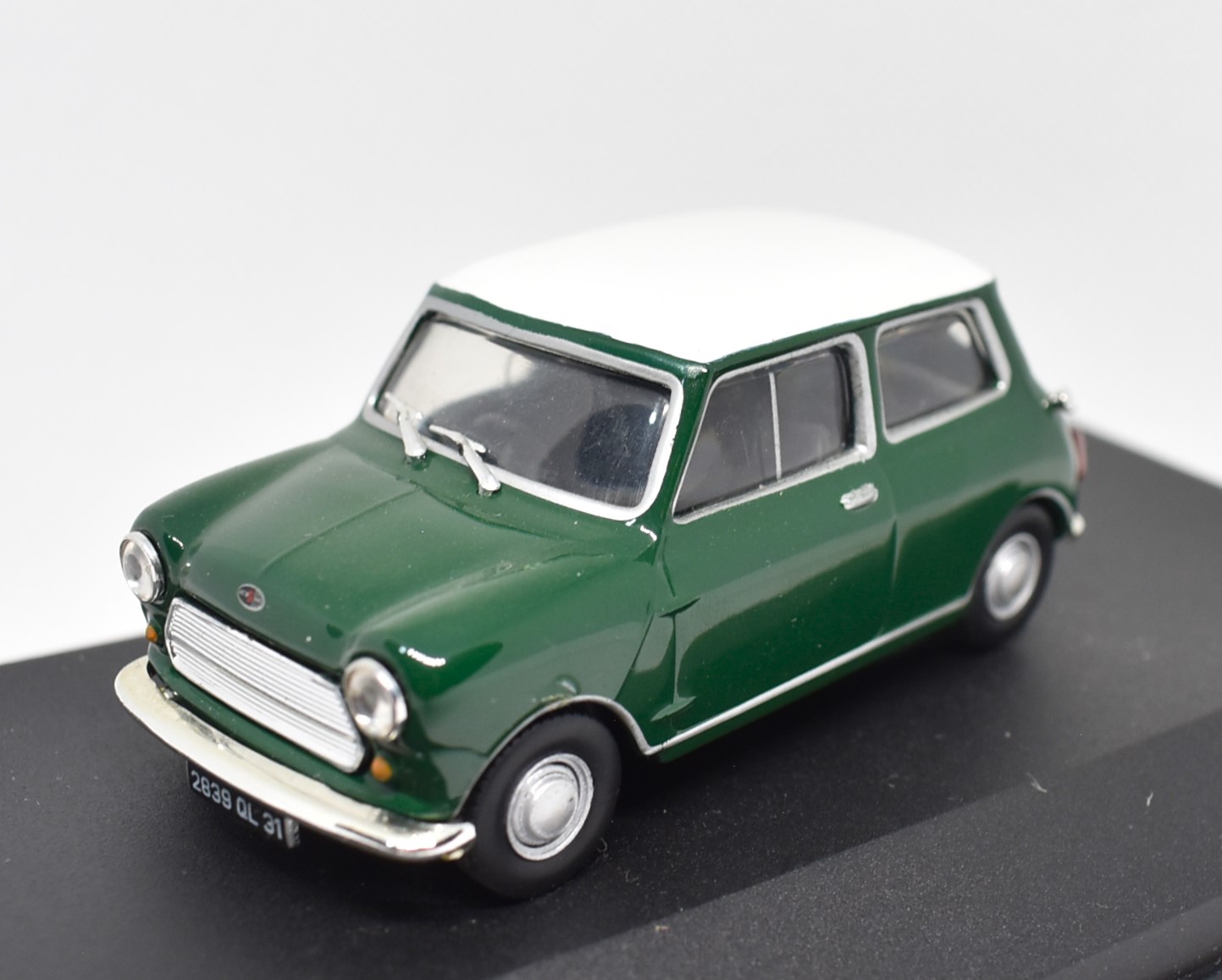 Modellino auto scala 1:43 Mini Cooper diecast modellismo da collezione