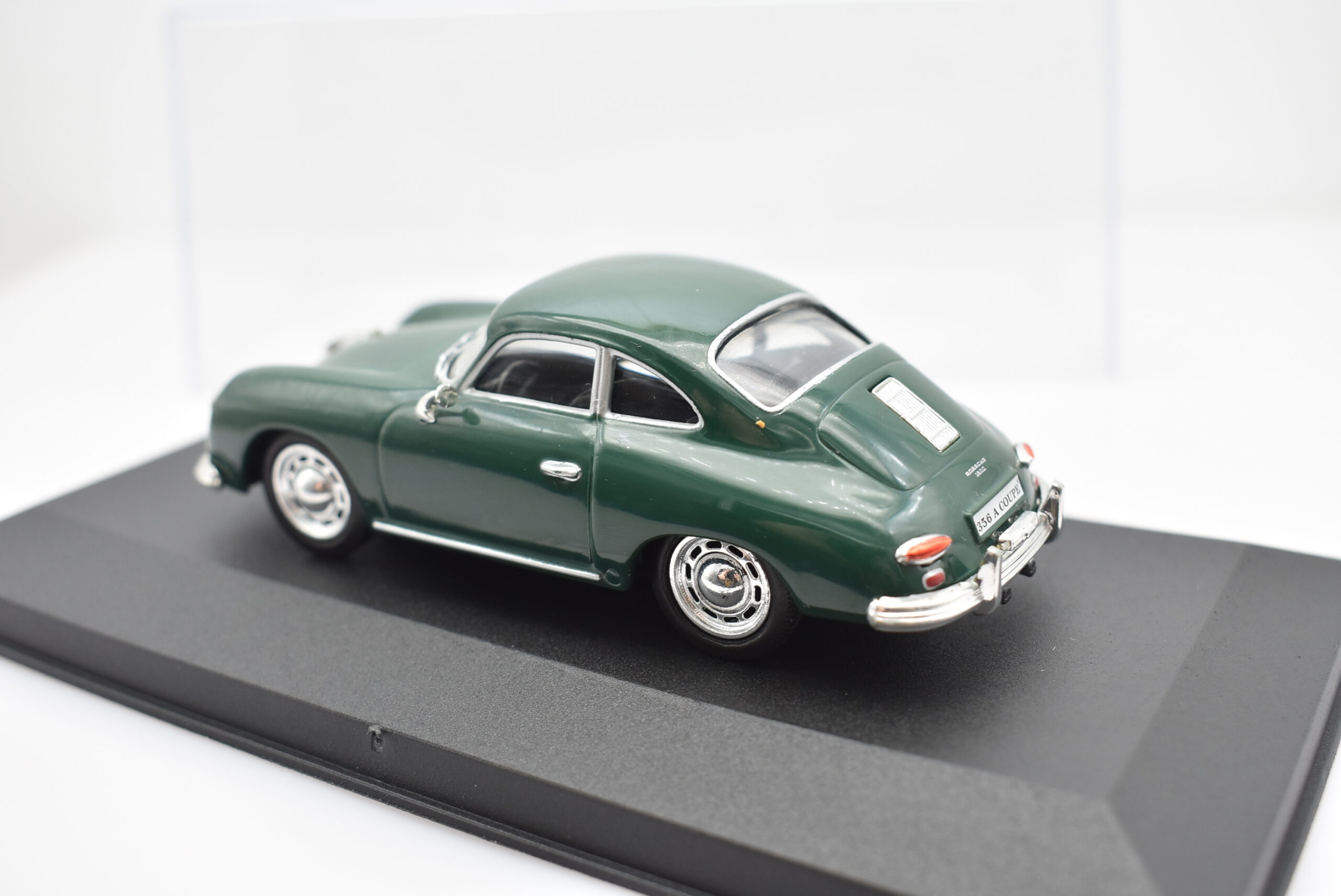 Modellino auto scala 1:43 Porsche 356A Carrera Coupe diecast modellismo da collezione - immagine 3