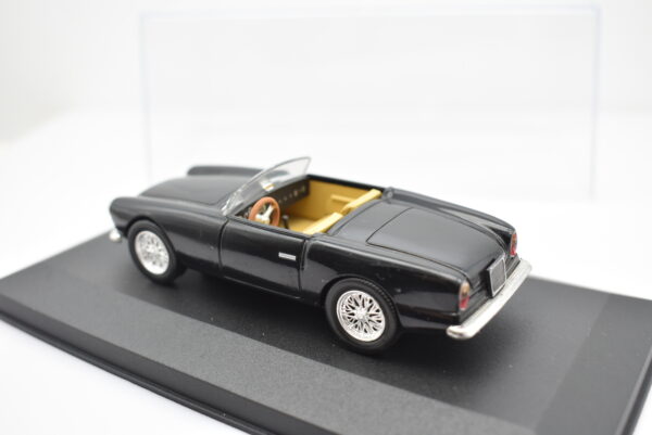 Modellino auto scala 1:43 Maserati 2000 Gran Turismo Spyder diecast modellismo da collezione - immagine 4