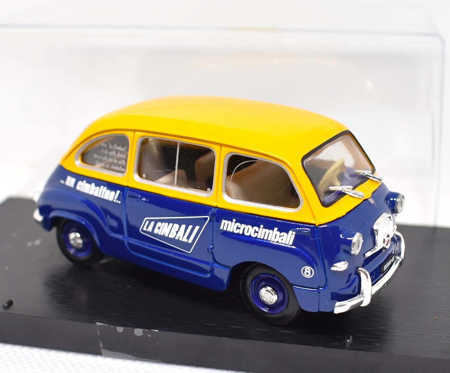 Modellino auto commerciale scala 1:43 Fiat 600 Multipla La Cimbali Brumm  diecast modellismo da collezione