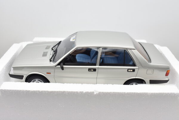 Modellino auto scala 1:18 LANCIA Prisma 1300 Laudoracing modellismo da collezione - immagine 5