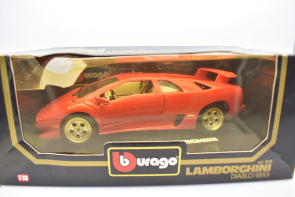 Modellino auto scala 1:18 Lamborghini Diablo Burago diecast modellismo da collezione - immagine 2