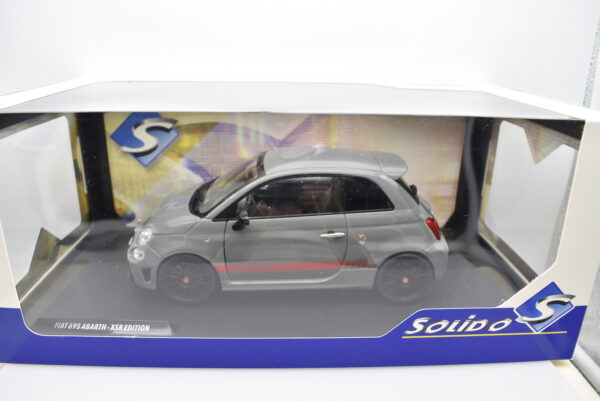 Modellino auto scala 1:18 Fiat 500 695 Abarth XSR Edition Solido diecast modellismo da collezione - immagine 4