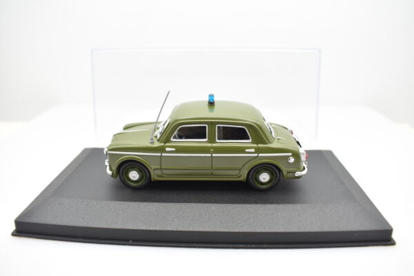 Modellino auto carabinieri scala 1:43 Fiat 1100 103 diecast modellismo da collezione - immagine 2
