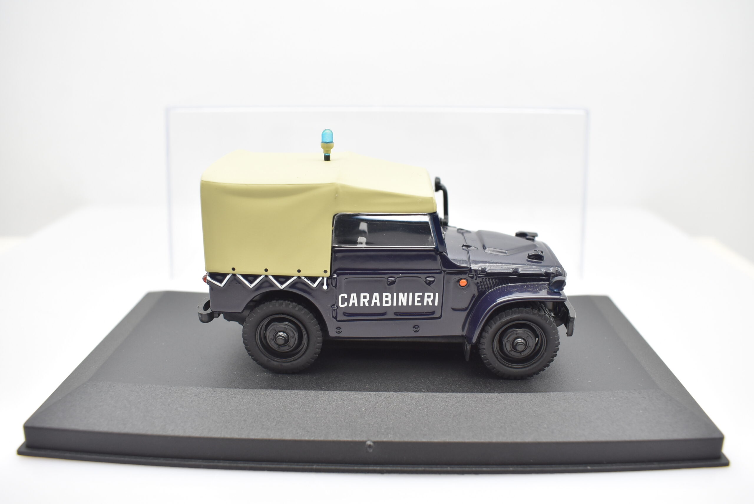 Modellino auto carabinieri scala 1:43 Fiat Campagnola A.R. 59 diecast modellismo da collezione - immagine 5