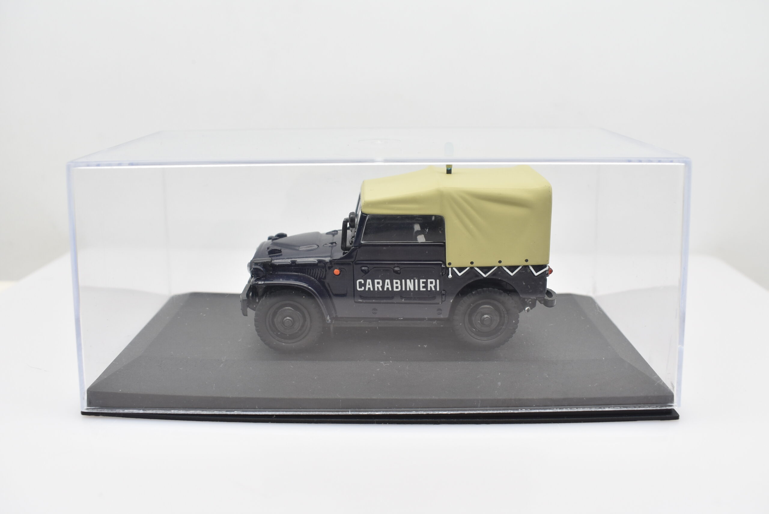 Modellino auto carabinieri scala 1:43 Fiat Campagnola A.R. 59 diecast modellismo da collezione - immagine 6