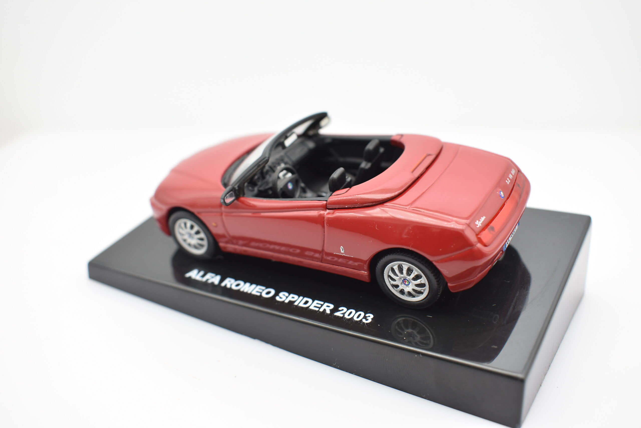Modellino auto scala 1:43 Alfa Romeo Spider diecast modellismo da collezione - immagine 4