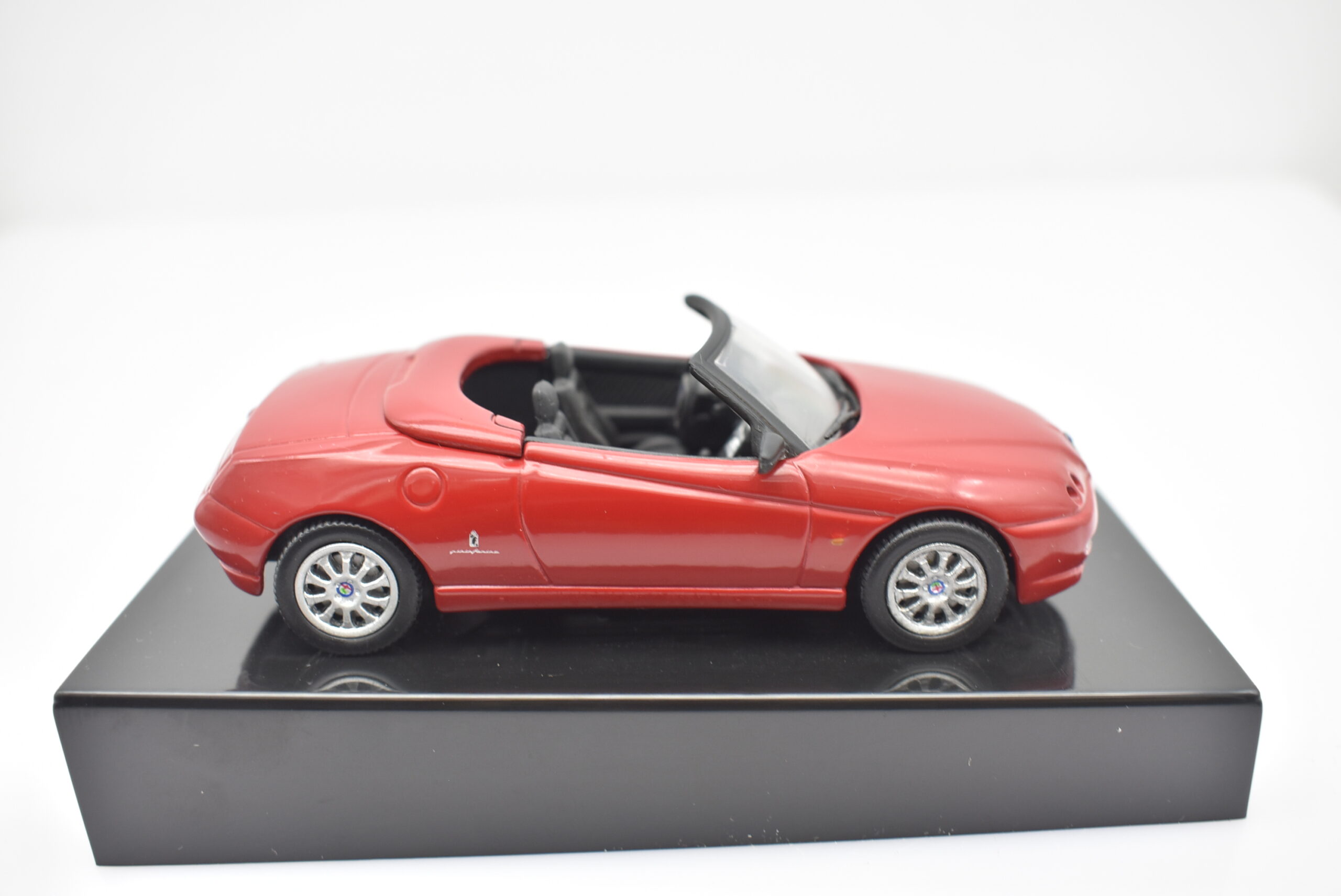 Modellino auto scala 1:43 Alfa Romeo Spider diecast modellismo da collezione - immagine 5