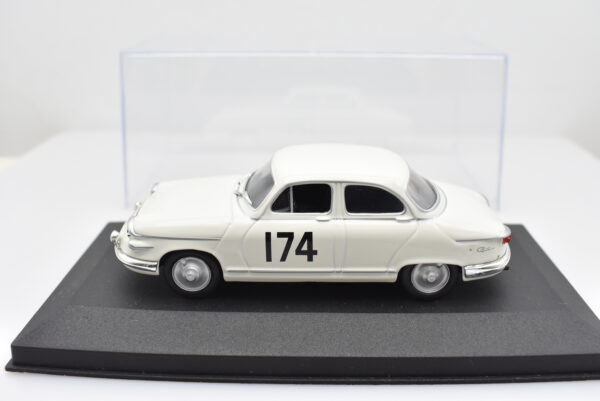 Modellino auto rally scala 1:43 Panhard PL17 diecast modellismo statico - immagine 2