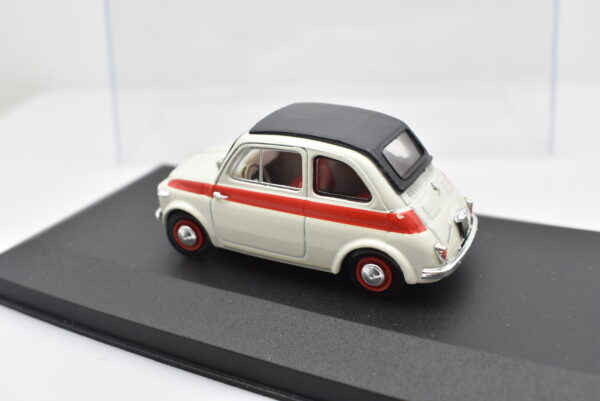 Modellino auto scala 1:43 Fiat Abarth 500 Brumm diecast modellismo da collezione - immagine 4