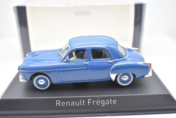 Modellino auto scala 1:43 Renault Fregate Norev diecast modellismo statico - immagine 3