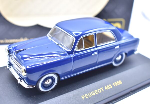 Modellino auto scala 1:43 Peugeot 403 IXO diecast modellismo statico