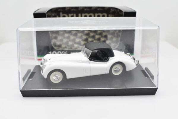 Modellino auto scala 1:43 Jaguar XK120 Spider Brumm diecast modellismo statico - immagine 4