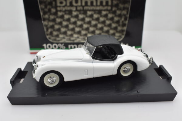 Modellino auto scala 1:43 Jaguar XK120 Spider Brumm diecast modellismo statico - immagine 5