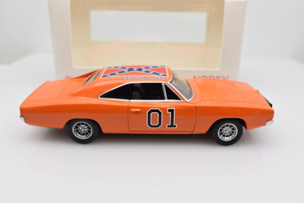 Modellino auto film HAZZARD Generale Lee DODGE CHARGER scala 1:43 modellismo car - immagine 7
