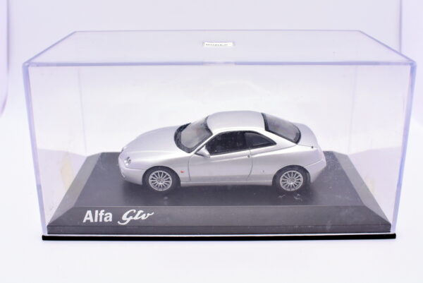 Modellino Auto Scala 1:43 Alfa Gtv Norev diecast modellismo statico da collezione - immagine 2
