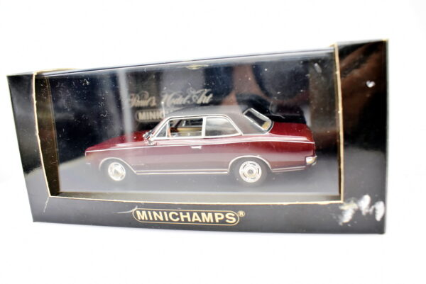Modellino auto scala 1:43 Opel Commodore A Minichamps modellismo statico - immagine 2