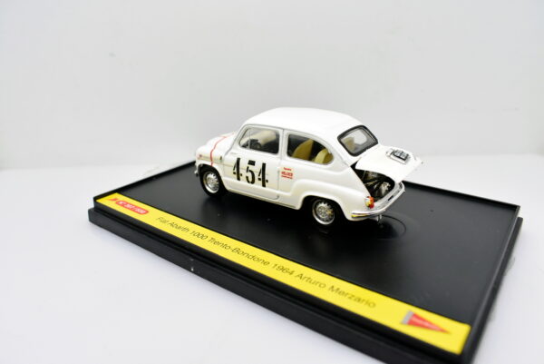 Modellino auto rally scala 1:43 Fiat Abarth 600 1000 BRUMM modellismo statico - immagine 5