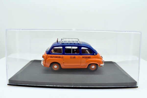 Modellino auto scala 1:43 Fiat 600 Multipla 1956 Brumm diecast modellismo usati - immagine 3