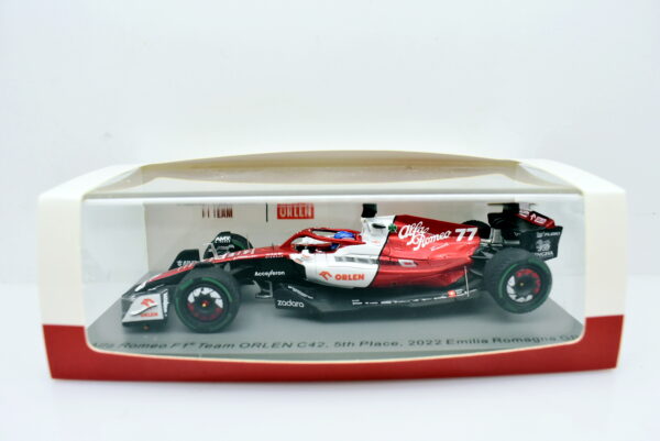 Modellino auto Formula 1 F1 scala 1:43 Alfa Romeo Orlen C42 Spark modellismo statico - immagine 3