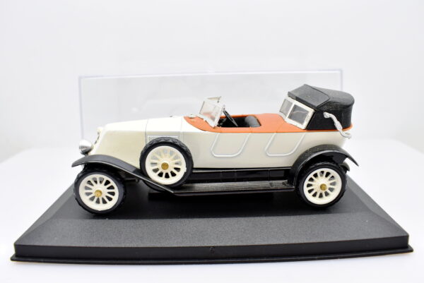 Modellino auto scala 1:43 Renault Sport 40 Rio diecast modellismo statico usati - immagine 2