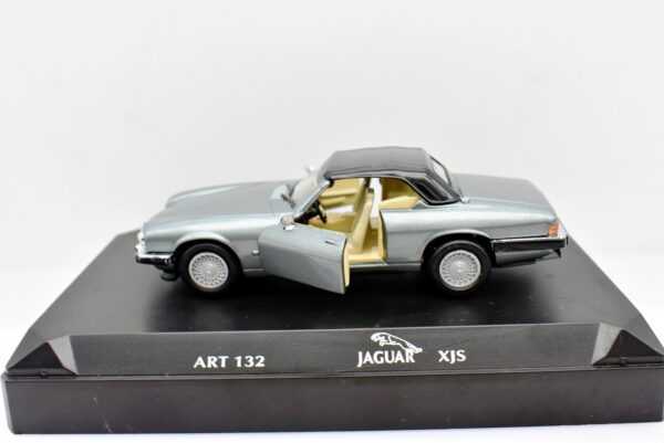 Modellino Auto Scala 1:43 Jaguar XJS diecast modellismo statico