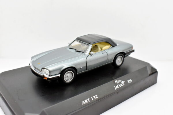 Modellino Auto Scala 1:43 Jaguar XJS diecast modellismo statico - immagine 3