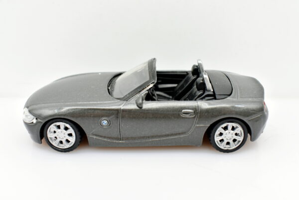 Modellino Auto Scala 1:43 BMW Z4 diecast modellismo statico - immagine 2