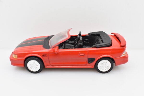 Modellino Auto Scala 1:43 Mustang GT Convertible 1994 diecast modellismo statico - immagine 2