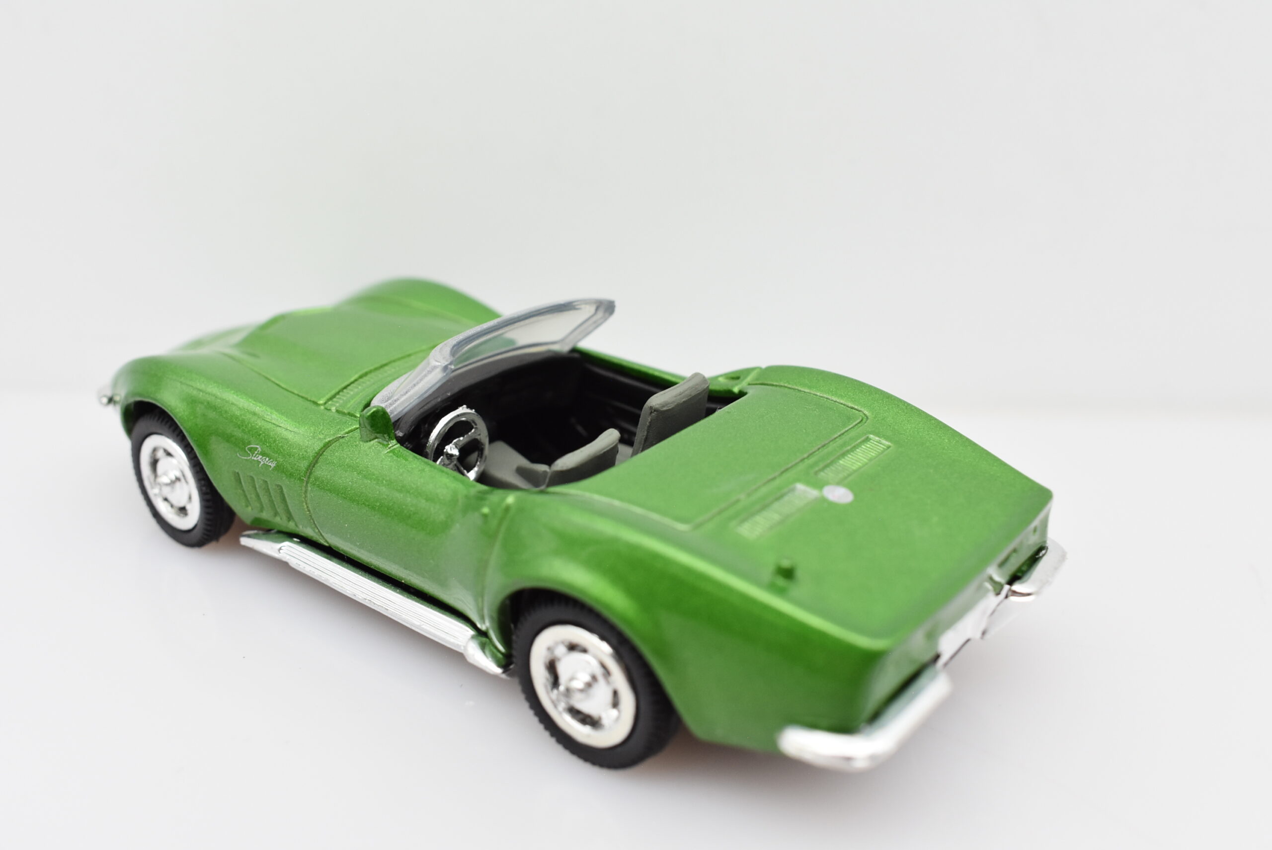 Modellino Auto Scala 1:43 Corvette 1969 diecast modellismo statico - immagine 4