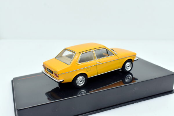 Modellino auto scala 1:43 Volkswagen Derby LS Ixo diecast modellismo da collezione - immagine 4
