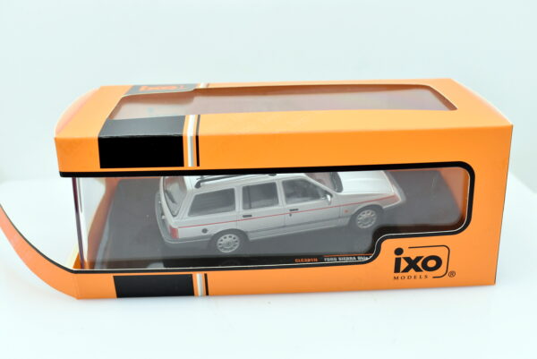 Modellino auto scala 1:43 Ford Sierra GHIA Estate (Rural) Ixo diecast modellismo da collezione - immagine 7
